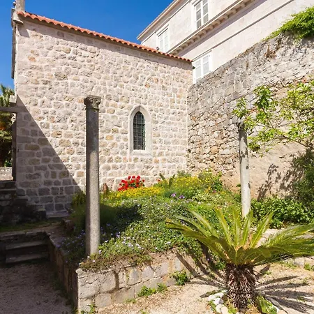 Dvori With Garden, Free Parking Next To Sea * Dubrovnik